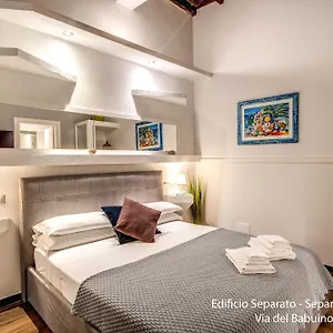 Tritone House רומא